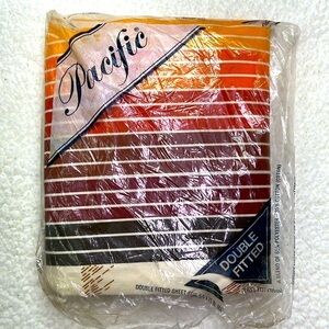 Vintage Pacific Canadian Sunset Full Fitted Sheet